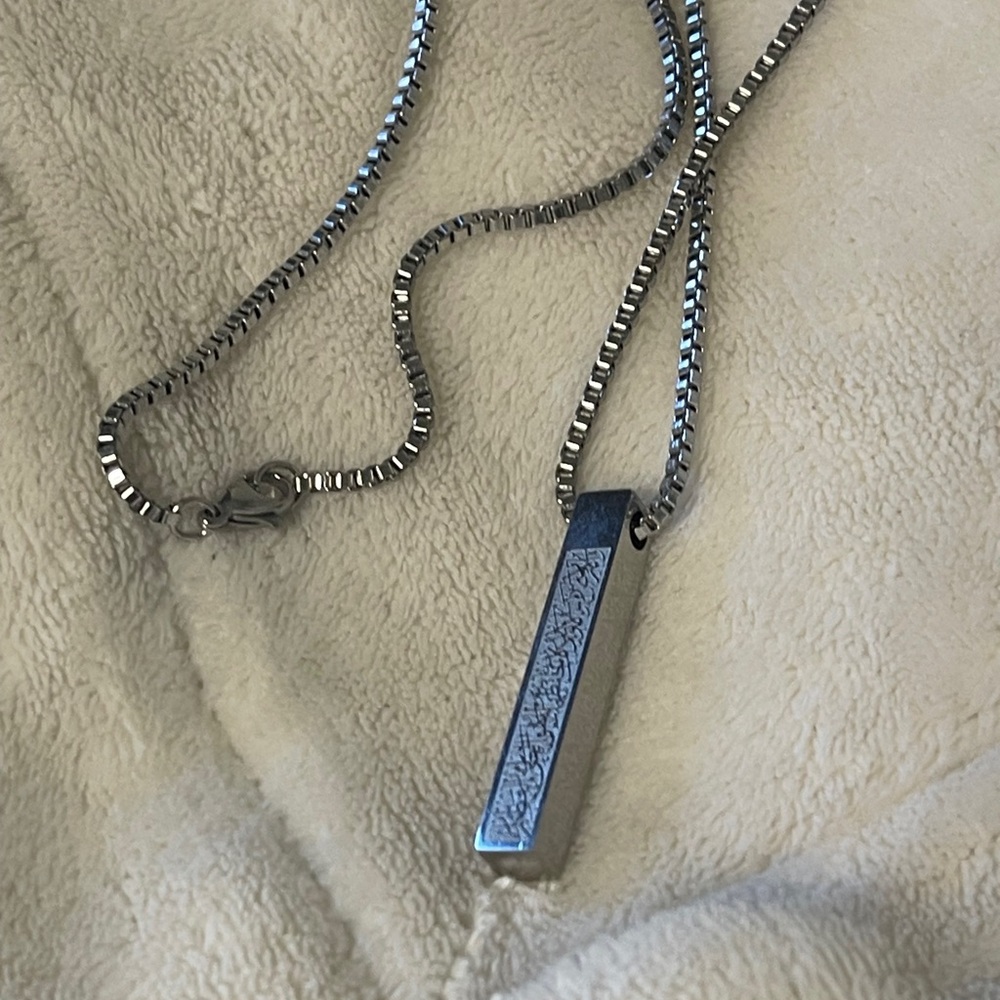 Silver Coloured Pendant Necklace